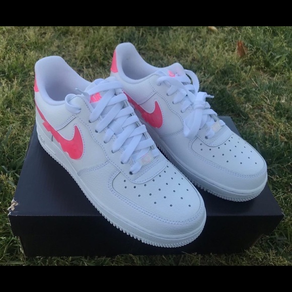 Shoes - Nike Air Force 1 Low SE Love For All
